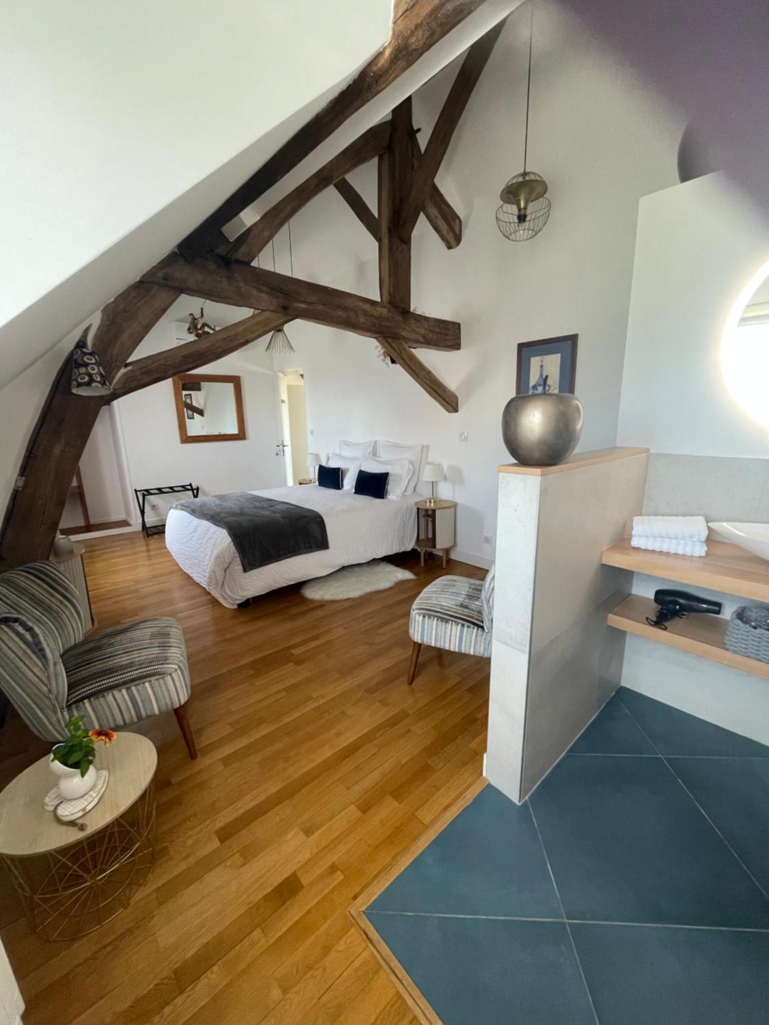 Le Clos Du Q'Hatre Clery-Saint-Andre ภายนอก รูปภาพ